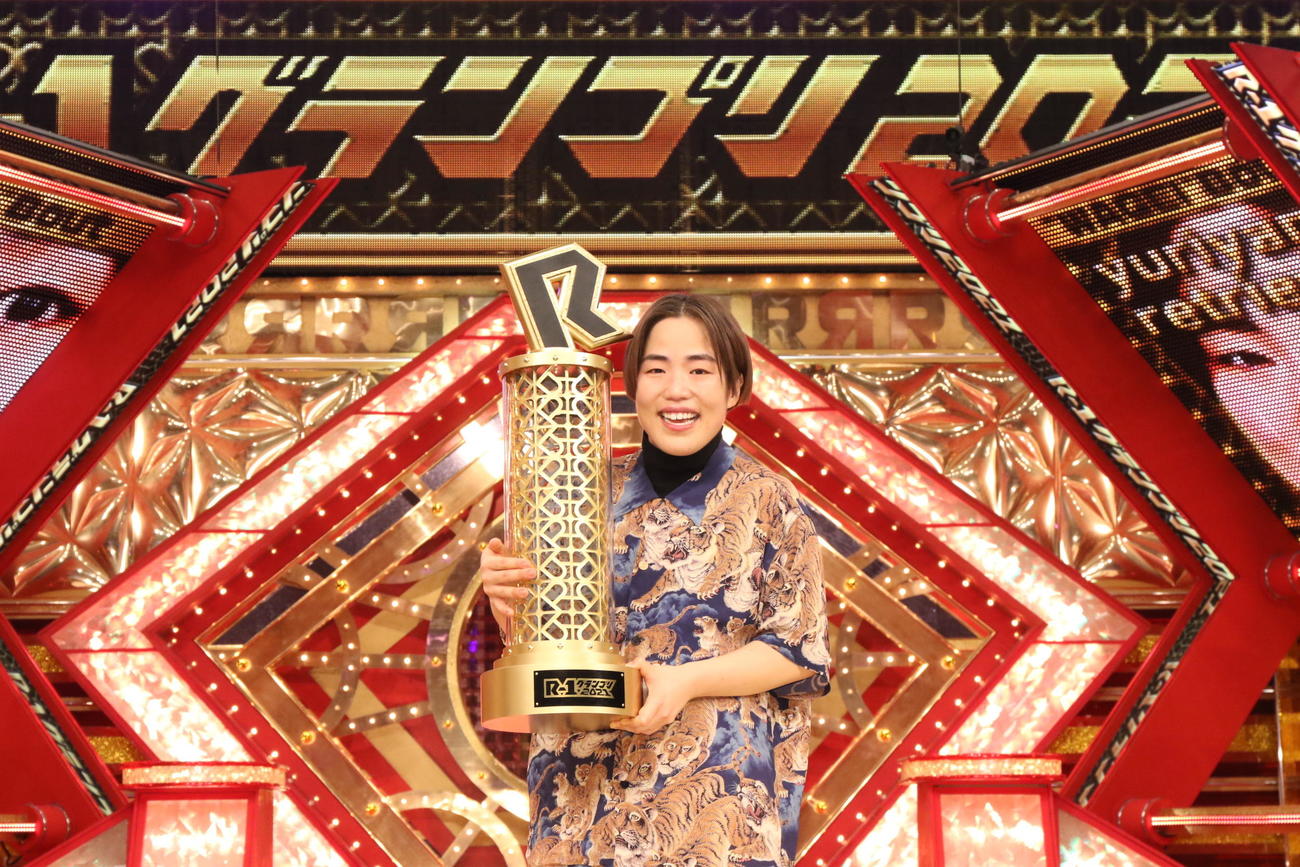 フジテレビ系で放送された「R－1グランプリ　2021」で優勝したゆりやんレトリィバァ