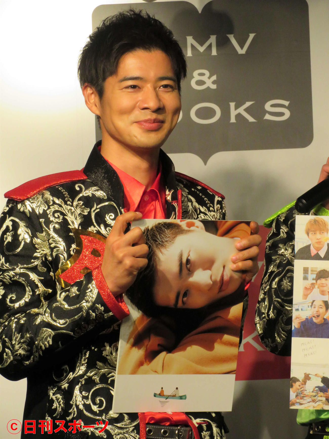 「BOYS AND MEN」10周年記念写真集の発売記念取材会を行った辻本達規（撮影・三須佳夏）