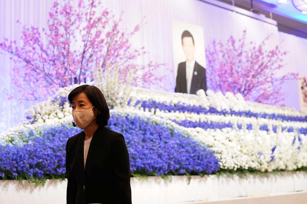 岡田裕介会長のお別れの会に参列した吉永小百合（東映提供）