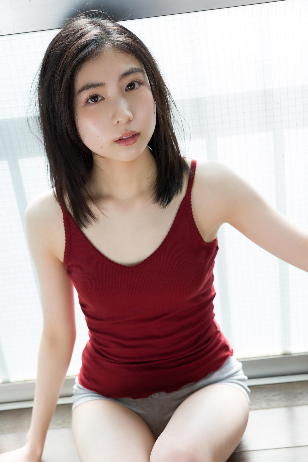 中村守里ファーストデジタルフォトブック「清い瞳」カット