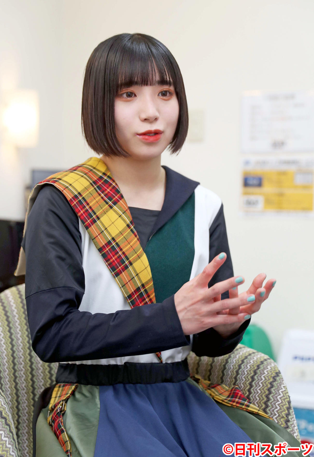 インタビューで思いを語るBiSHのアユニ・D（撮影・佐藤翔太）