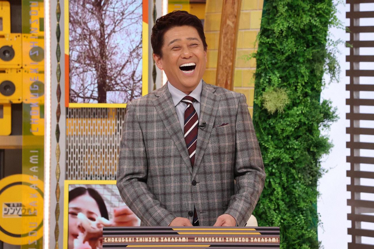 番組を仕切る坂上忍（C）フジテレビ