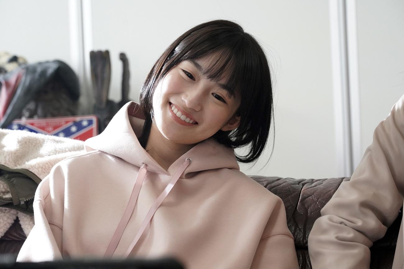 ドラマ「取り立て屋ハニーズ」に主演する掛橋沙耶香