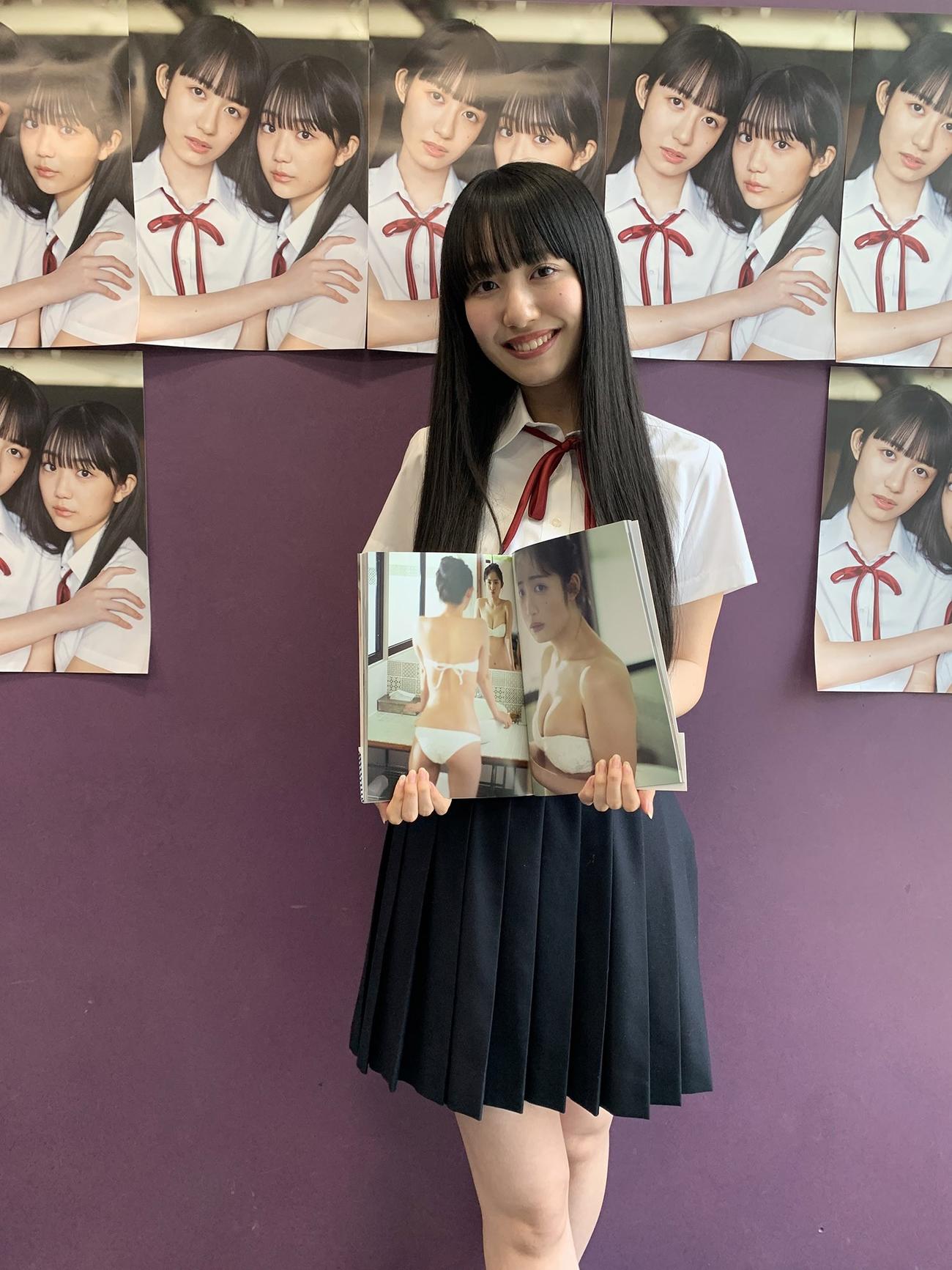 初のソロ写真集を同時発売しオンライン取材会を行ったSUPER★GiRLS長尾しおり
