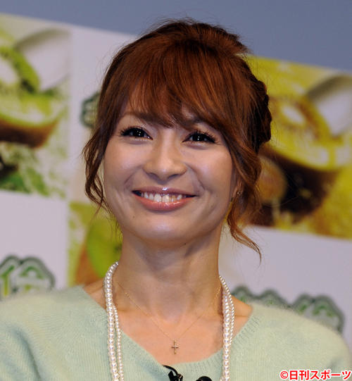 新山千春 ヘアドネした14歳愛娘の写真を公開 芸能写真ニュース 日刊スポーツ