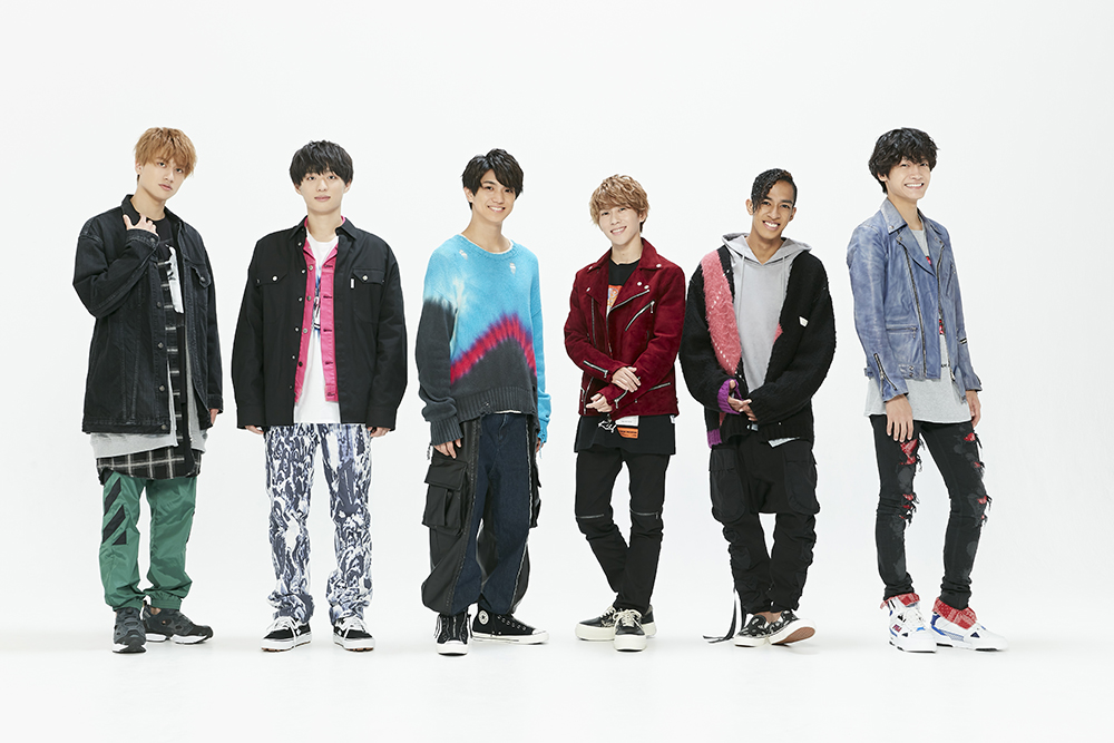 関西ジャニーズJr Aぇ！groupの左から小島健、福本大晴、正門良規、末澤誠也、草間リチャード敬太、佐野昌哉