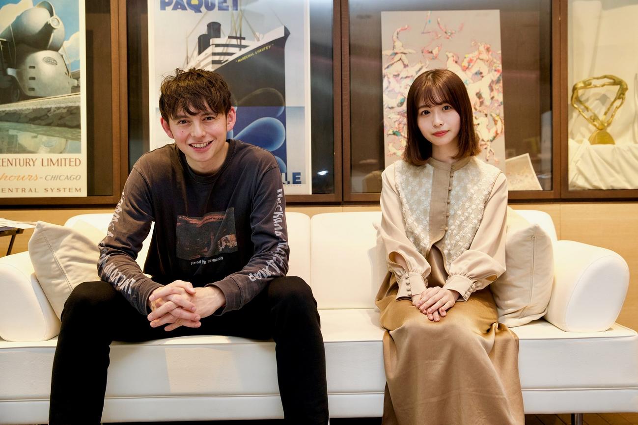 J－WAVE「POP　OF　THE　WORLD」にレギュラー出演が決まった長濱ねる（右）とハリー杉山