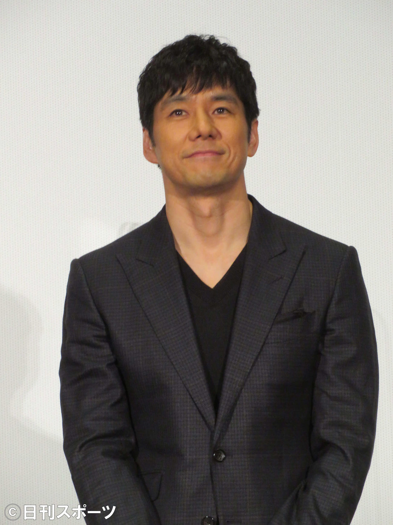 映画「奥様は、取り扱い注意」大ヒット御礼舞台あいさつに登壇した西島秀俊（撮影・村上幸将）