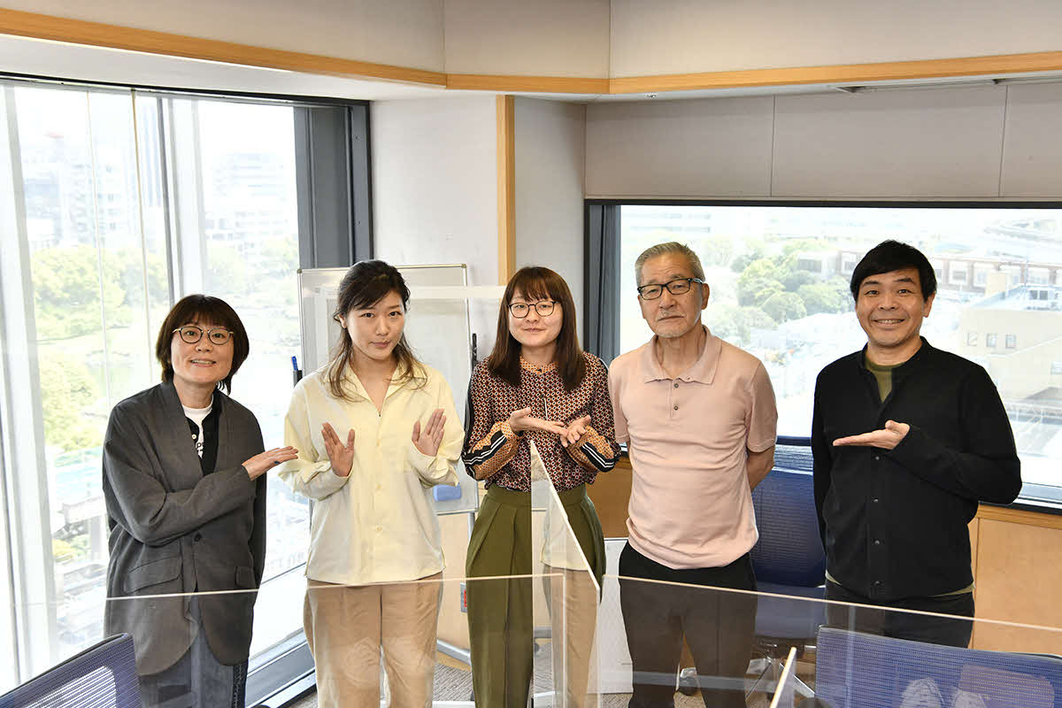 文化放送「大竹まことゴールデンラジオ！」木曜出演者。左から光浦靖子、ヒコロヒー、吉住、大竹まこと、砂山圭大郎アナウンサー