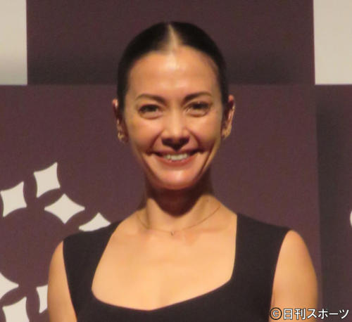 土屋アンナ(2019年11月23日撮影)