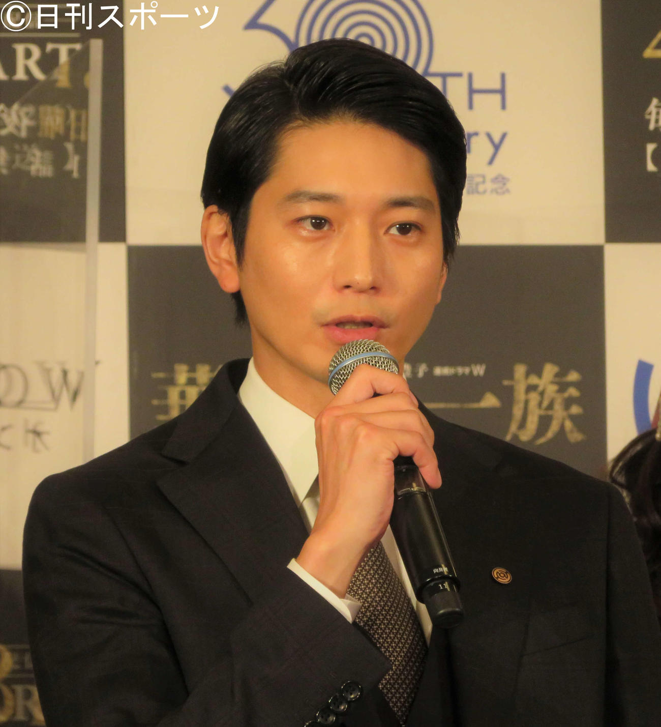 WOWOW開局30周年記念「連続ドラマW　華麗なる一族」の記者発表会に出席した向井理（撮影・三須佳夏）