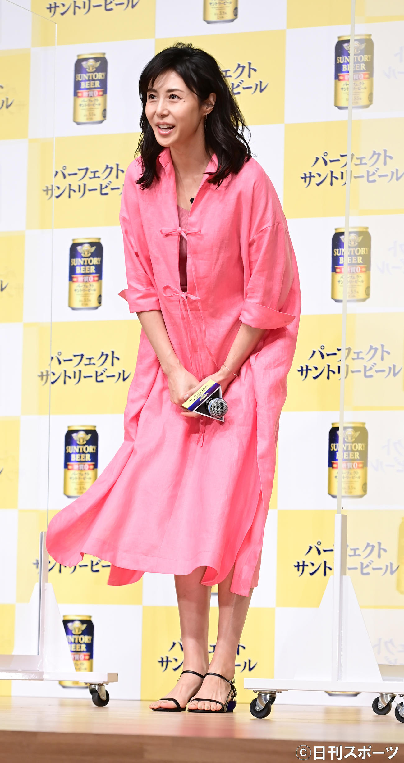 「パーフェクトサントリービール」新CM発表会に臨む松嶋菜々子（撮影・小沢裕）