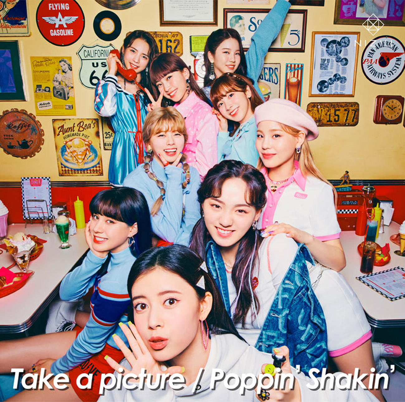 NiziU「Take a picture／Poppin' Shakin'」