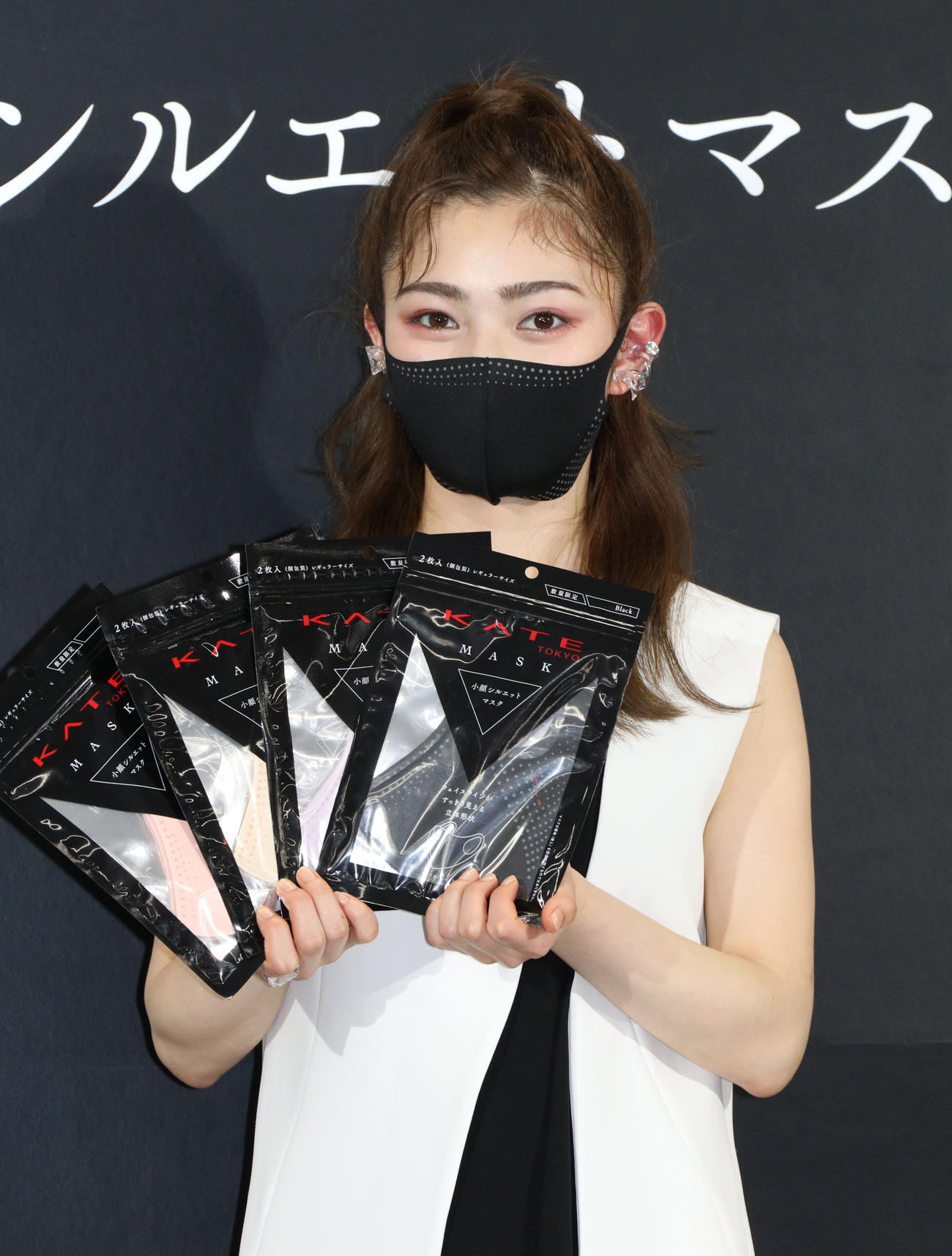 新作マスク発売イベントに参加した井上咲楽（撮影・中島郁夫）