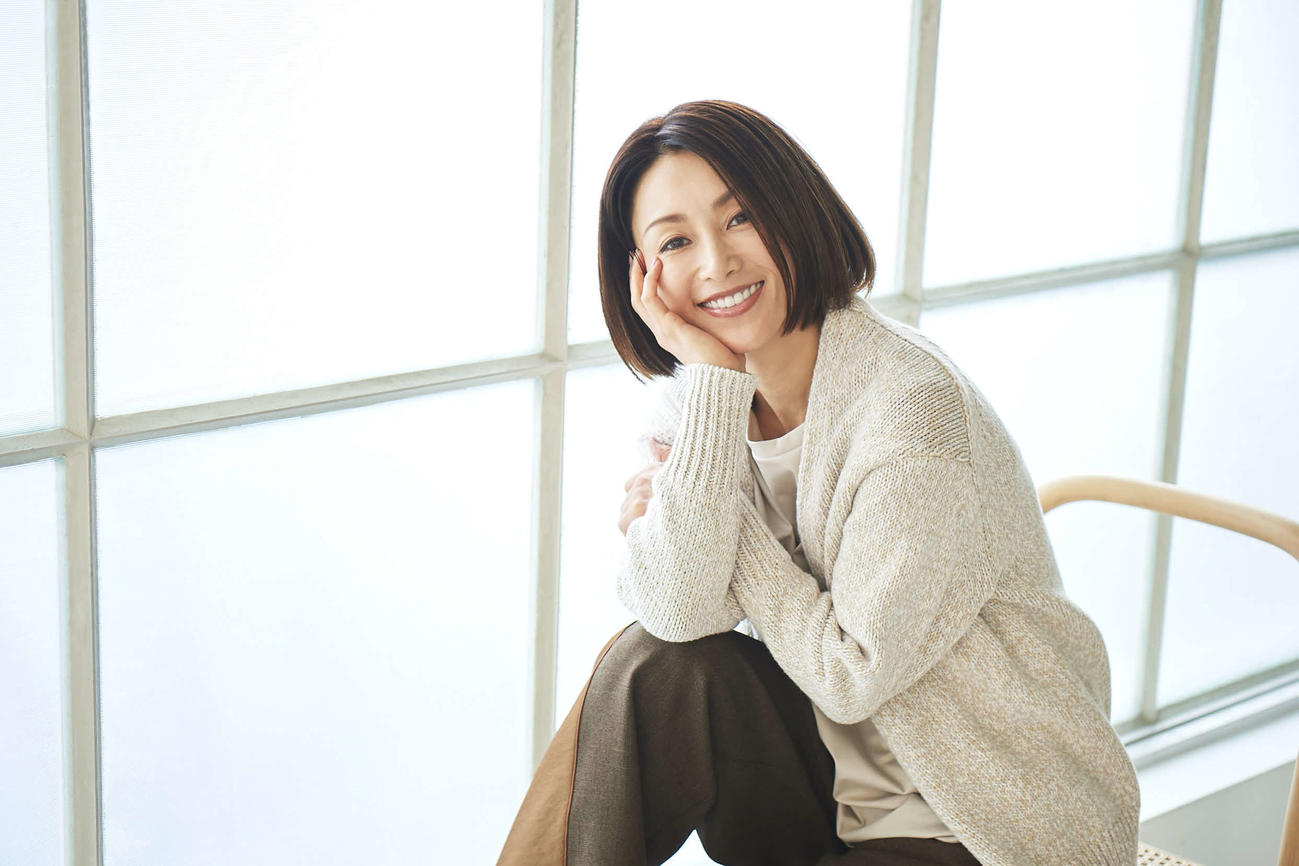 独立し個人事務所を立ち上げることを発表した酒井法子
