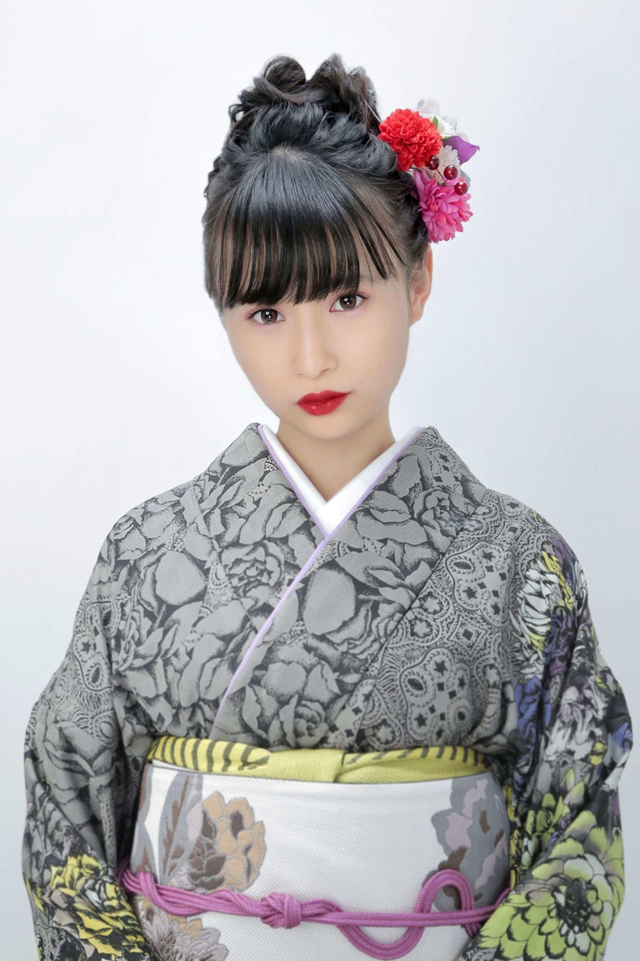 新曲「面影・未練橋」がオリコンの演歌・歌謡曲ランキングで初登場1位になった望月琉叶