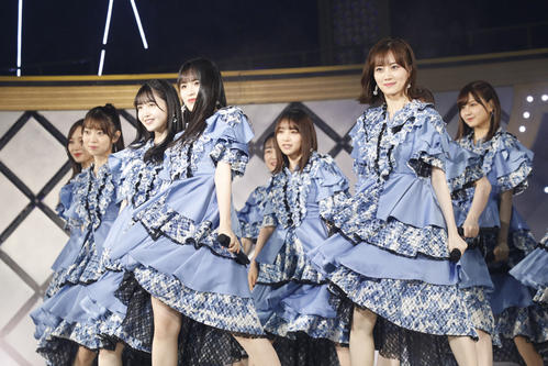 乃木坂3期生が涙 12人が1人も欠けず4年ぶり単独ライブ「奇跡感じて