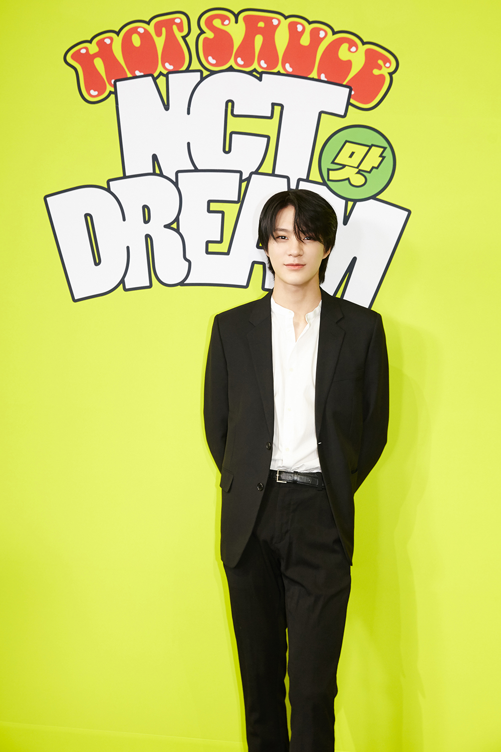 初のフルアルバム「Hot Sause」オンライン発表会見を行ったNCT DREAMのジェノ