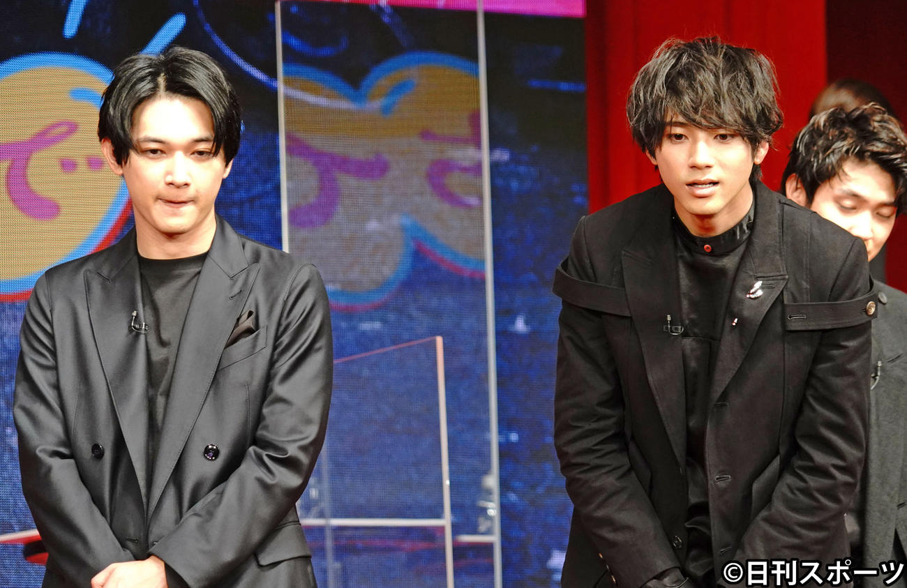 映画「東京リベンジャーズ」おうちでプレミアムナイトに出席した吉沢亮（左）と山田裕貴（撮影・佐藤成）