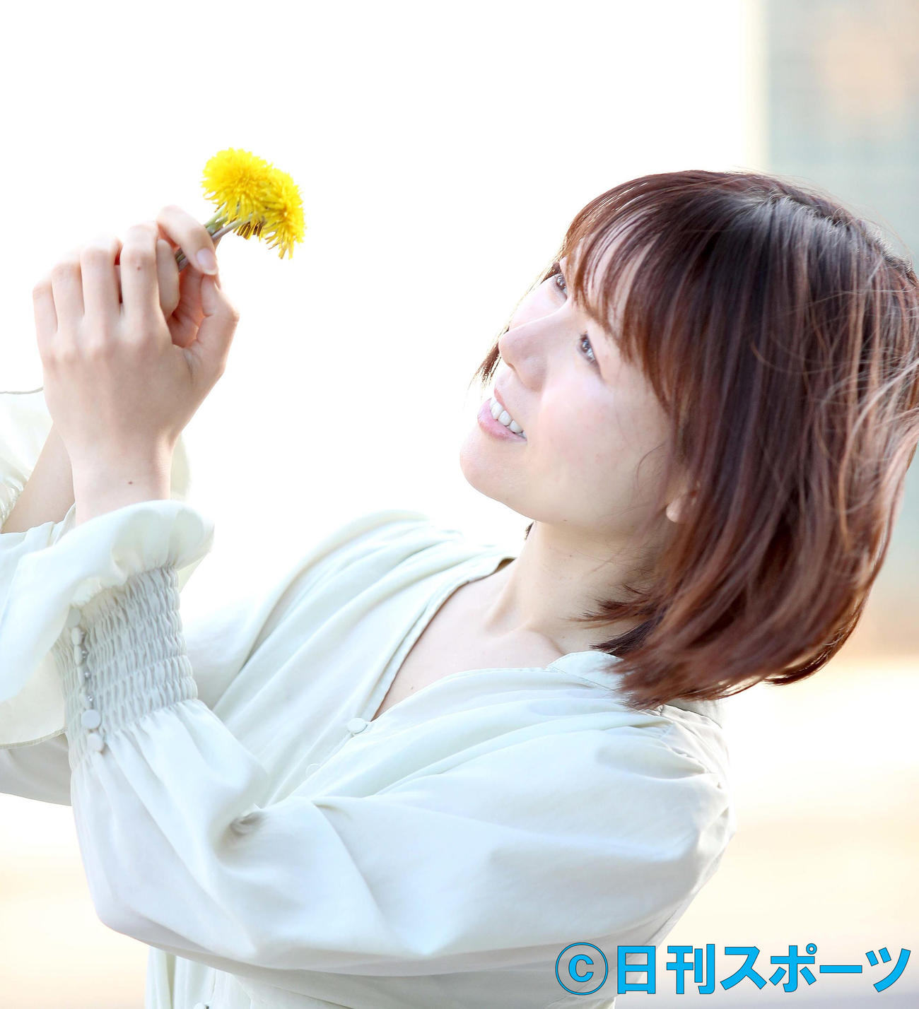 6枚目のシングル「ロゼッタ～たんぽぽの詩～」をリリースした半崎美子（撮影・黒川智章）