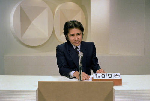 87年、TBS系連続ドラマ「パパはニュースキャスター」の一場面（C）TBS