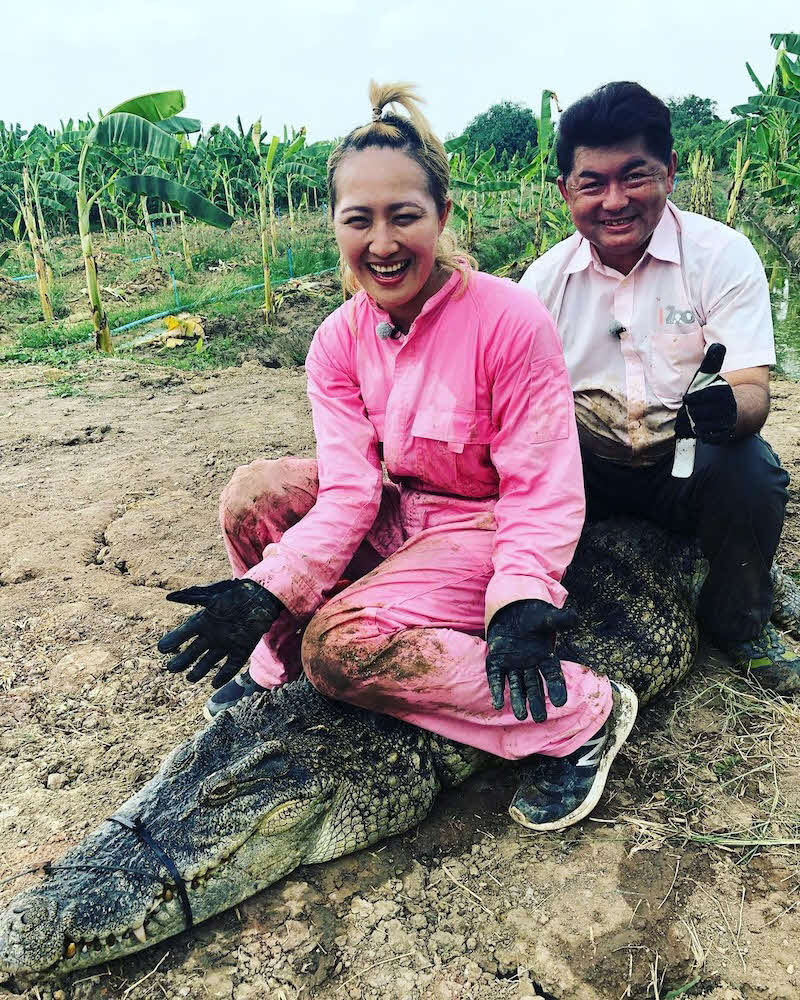 ワニにまたがった姿をブログで公開した丸山桂里奈