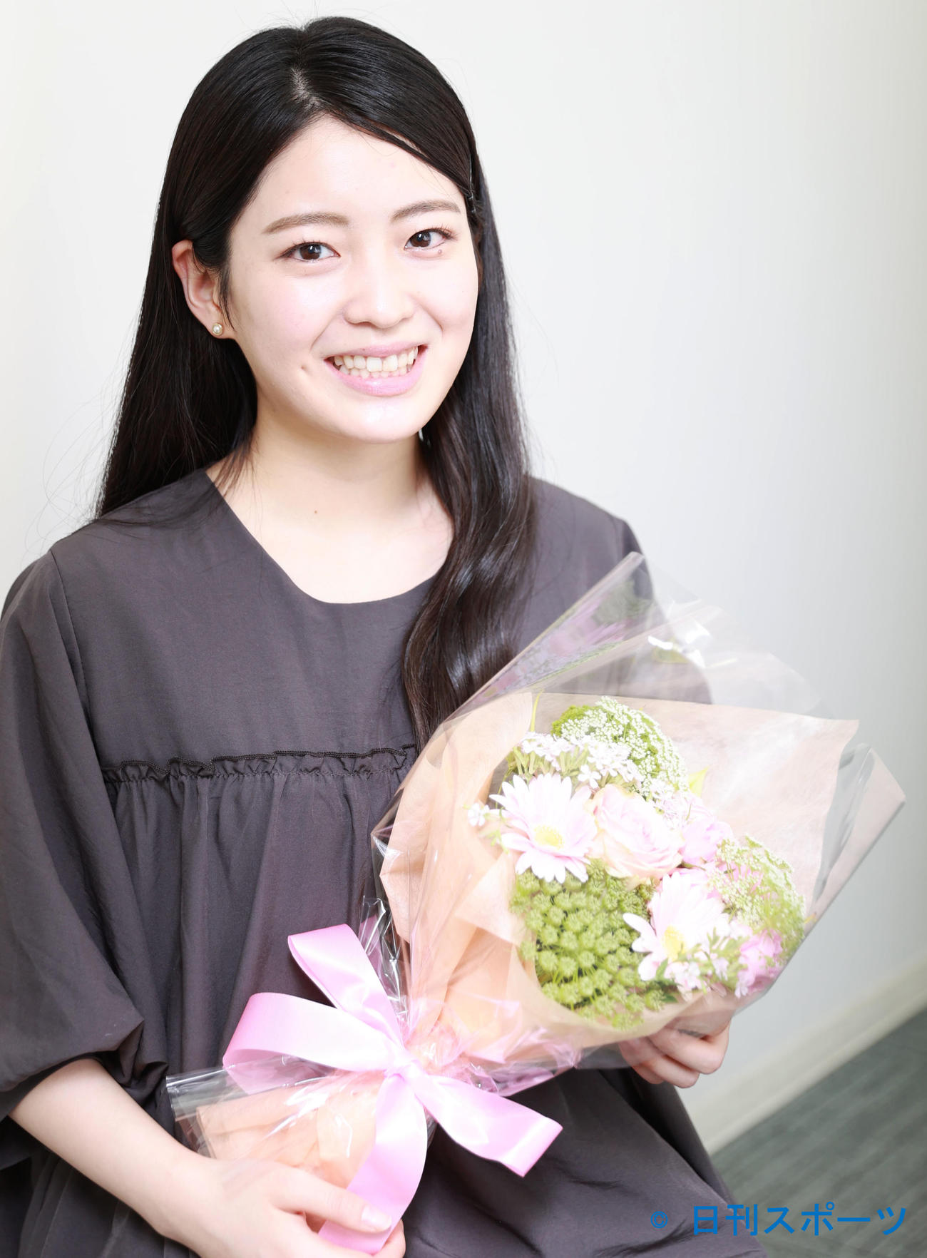 心を揺さぶる歌声と素朴でピュアな瞳が魅力的な斉藤花耶（撮影・垰建太）