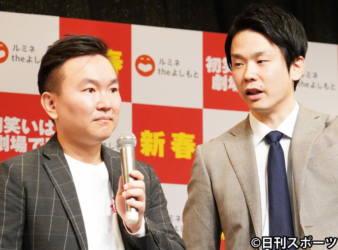 かまいたちの山内健司（左）と濱家隆一（2019年12月撮影）