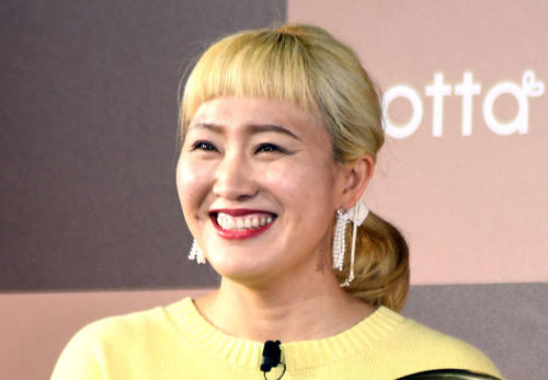丸山桂里奈（21年2月撮影）
