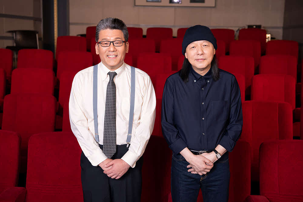 「日曜邦画劇場」放送開始20周年・1000回記念「人情紙風船」4Kデジタル修復版の番組収録に参加した軽部真一アナウンサー（左）と山下達郎（菊地英二氏撮影）