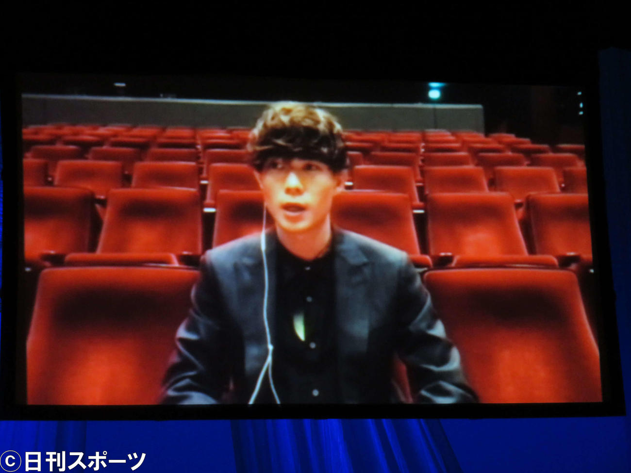 日本映画批評家大賞授賞式で新人男優賞を受賞し、ビデオレターを寄せた宮沢氷魚（撮影・村上幸将）