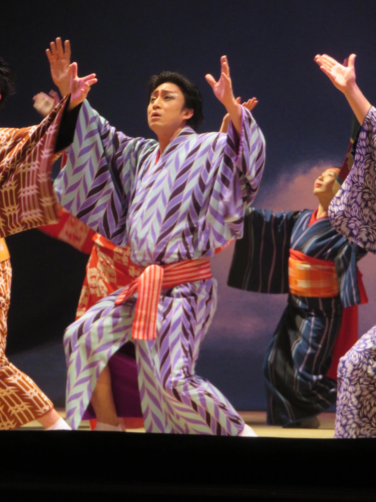 公開稽古を行う松本幸四郎