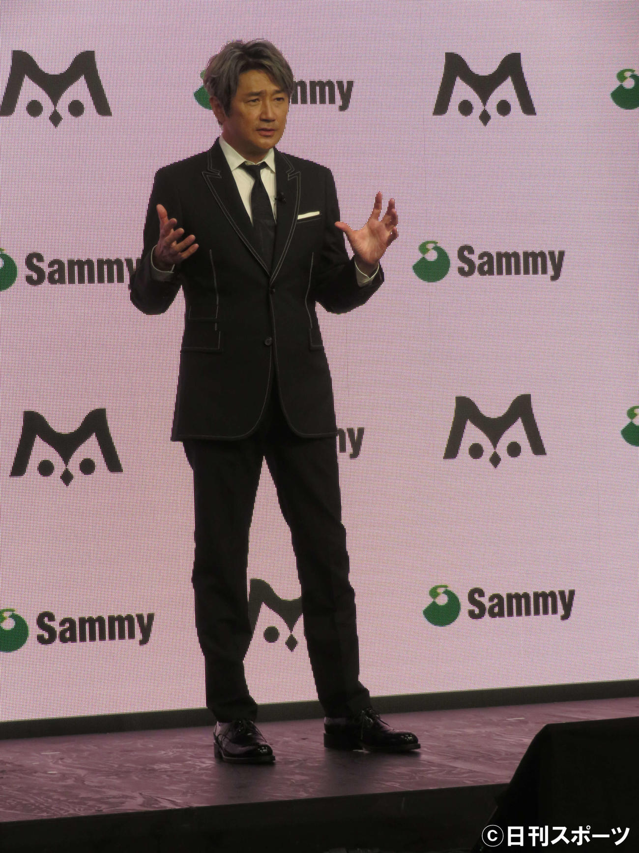 サミー株式会社新規事業の発表会見に出席した近藤真彦（撮影・横山慧）