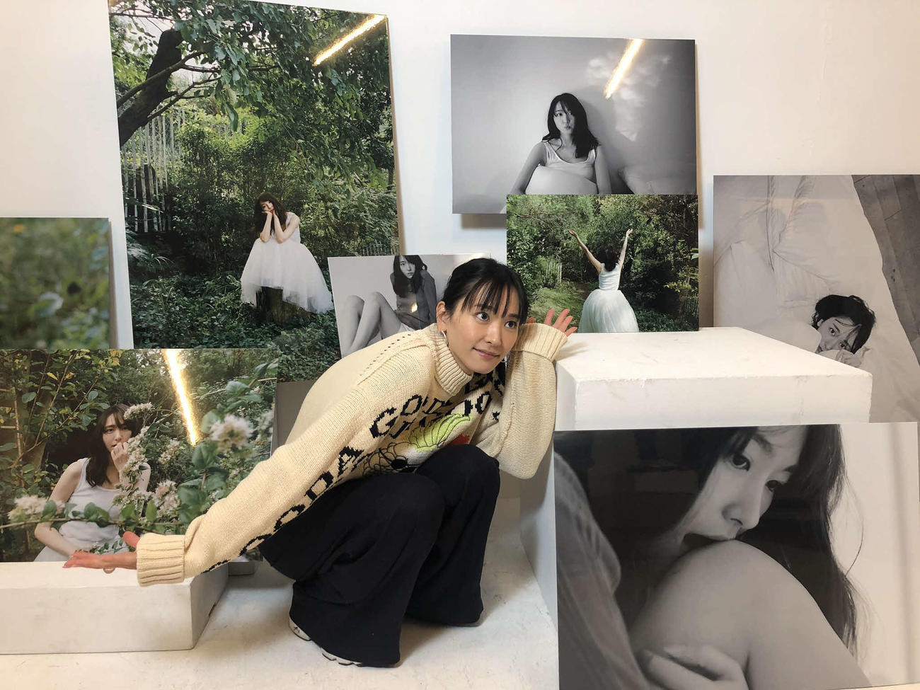 新垣結衣の誕生日の11日、所属事務所レプロエンタテインメントがツイッターで公表した、新垣の写真