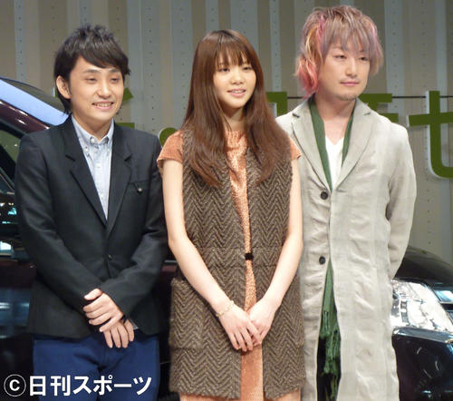 いきものがかり。左から水野良樹、吉岡聖恵、山下穂尊（2010年11月撮影）