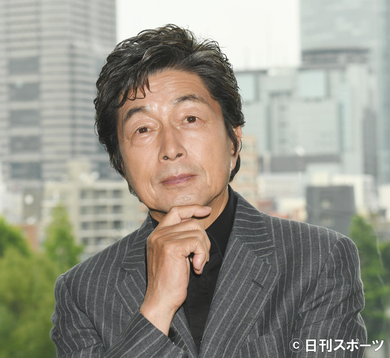 デビュー48年目で初めてフルオーケストラと共演する全国4都市ツアー「ビルボード・クラシックス　中村雅俊　Symphonic Live 2021　～Before DAWN～」に挑むことが発表されている歌手で俳優の中村雅俊（2021年6月撮影）