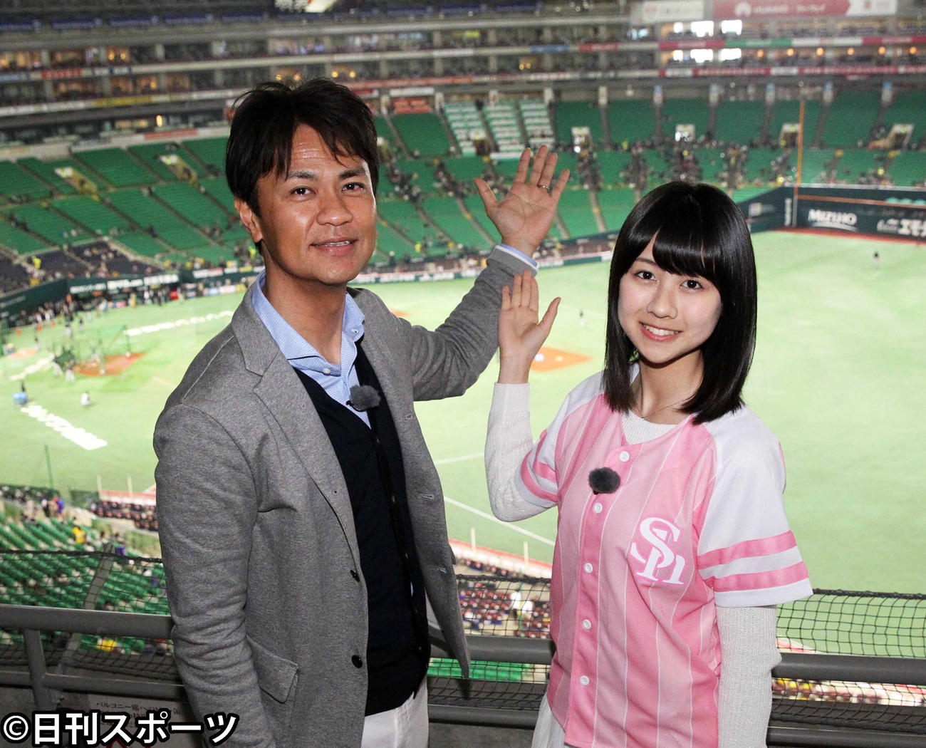 HKT48時代の若田部遥さんと父の健一氏（2016年3月撮影）
