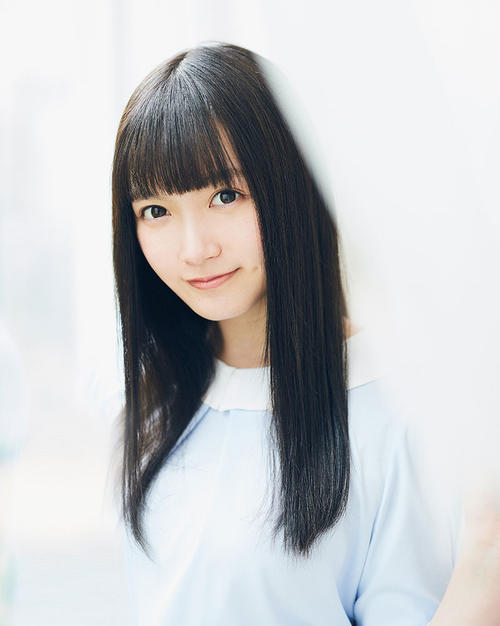 乃木坂46 中元日芽香　生写真　直筆サイン　アオザイ 元乃木坂の中元日芽香、24日に文化放送で初単独ラジオパーソナリティー