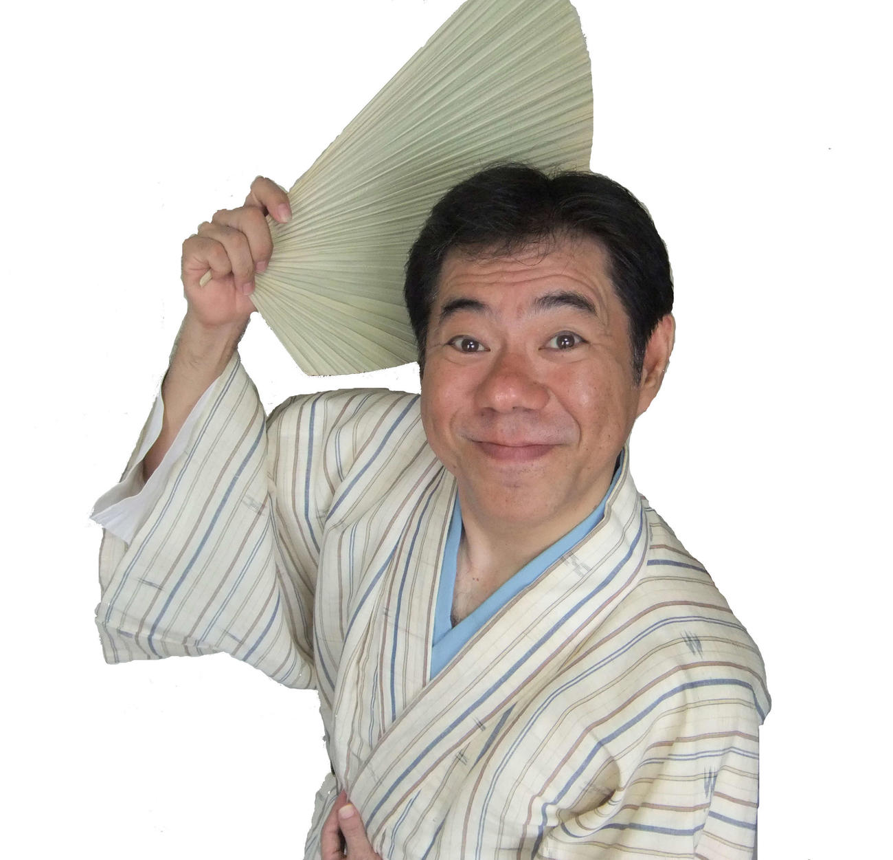 NHK連続テレビ小説「ちむどんどん」に出演する志ぃさー（藤木勇人）