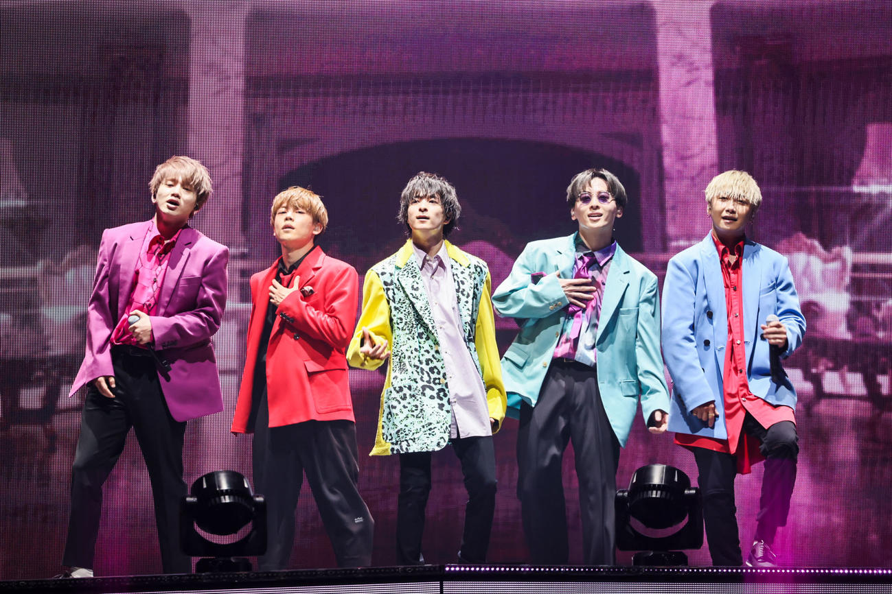 結成10周年で初のアリーナツアー初日公演を行ったDa－iCE。左から花村想太、岩岡徹、和田颯、工藤大輝、大野雄大