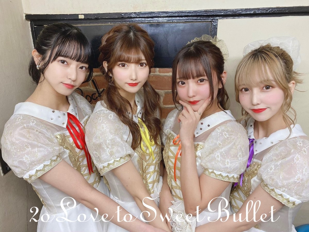ライブイベント「五輪でゲスト1万人追加は超危険だよ」に参加する2o Love to Sweet Bulletのメンバーたち