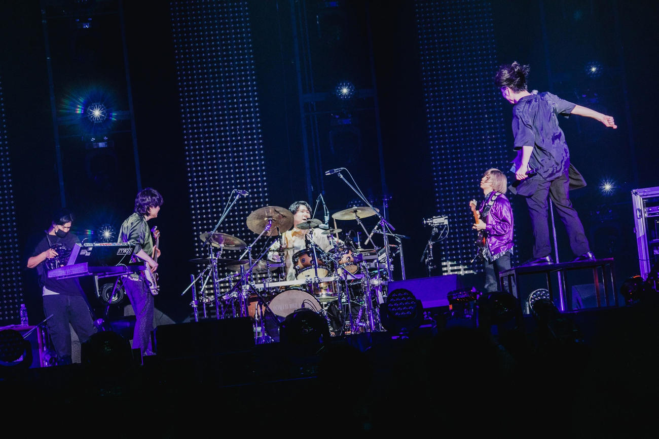 有観客ライブを開催した、Official髭男dism（C）TAKAHIRO TAKINAMI