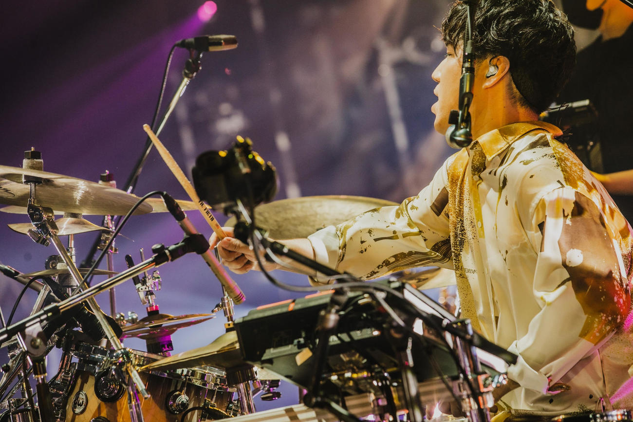 有観客ライブを開催した、Official髭男dism（C）TAKAHIRO TAKINAMI