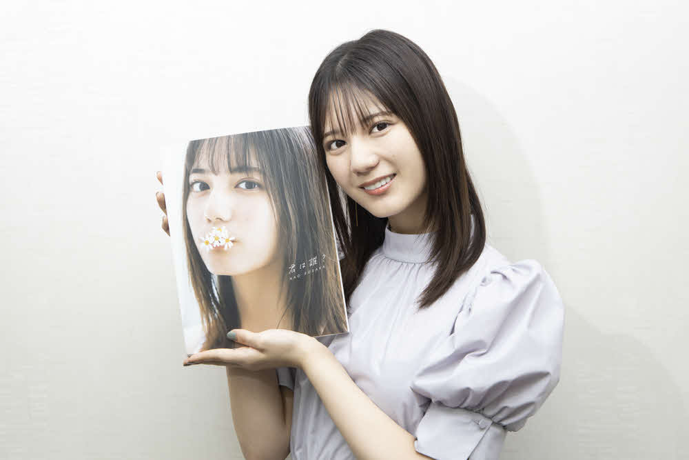 写真集「君は誰？」発売記念オンライントークセッションを行った小坂菜緒