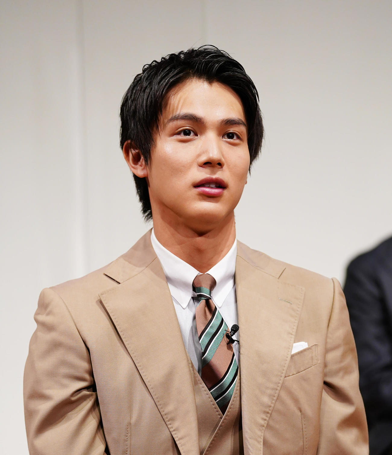 「ボクの殺意が恋をした」の制作発表記者会見でスピーチする中川大志（撮影・菅敏）