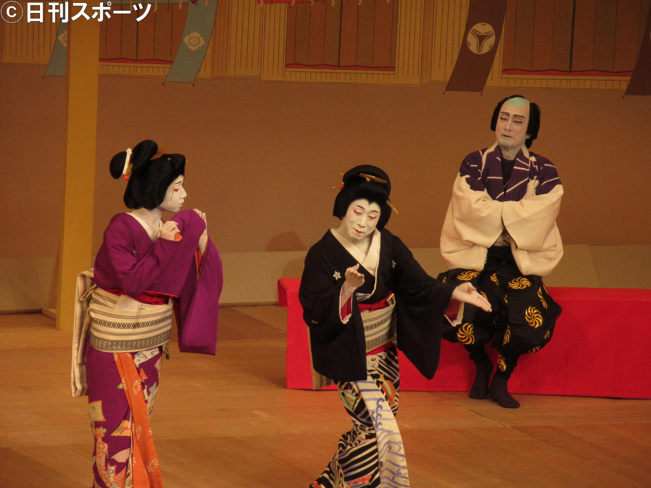 「お祭り」に出演する右から片岡仁左衛門、片岡孝太郎、片岡千之助（撮影・星名希実）