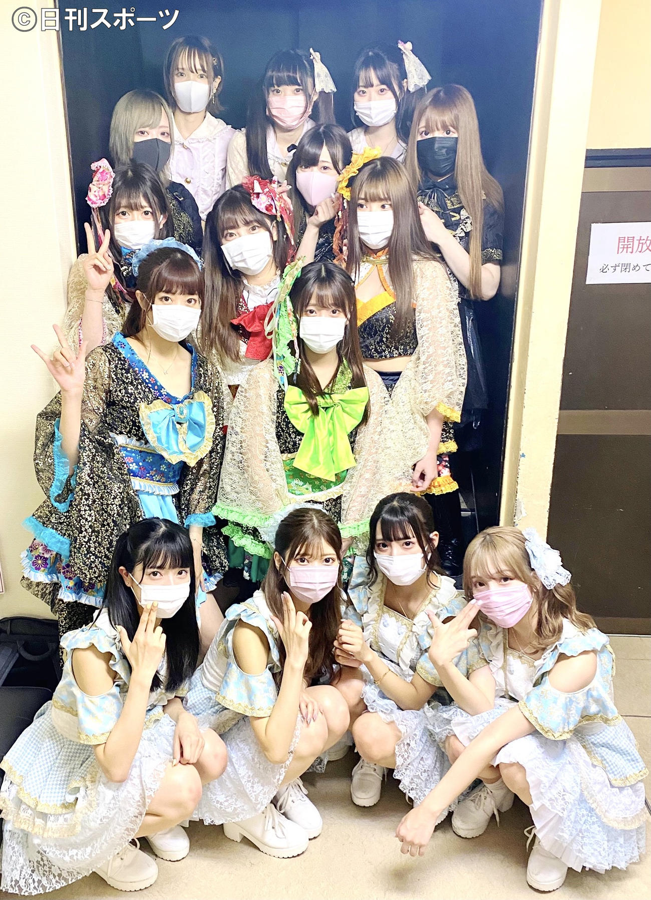 イベントに出演したサンクレイドのアイドルグループ。上から凜cent、MiiS、君に恋をした。、トゥラブのメンバーたち