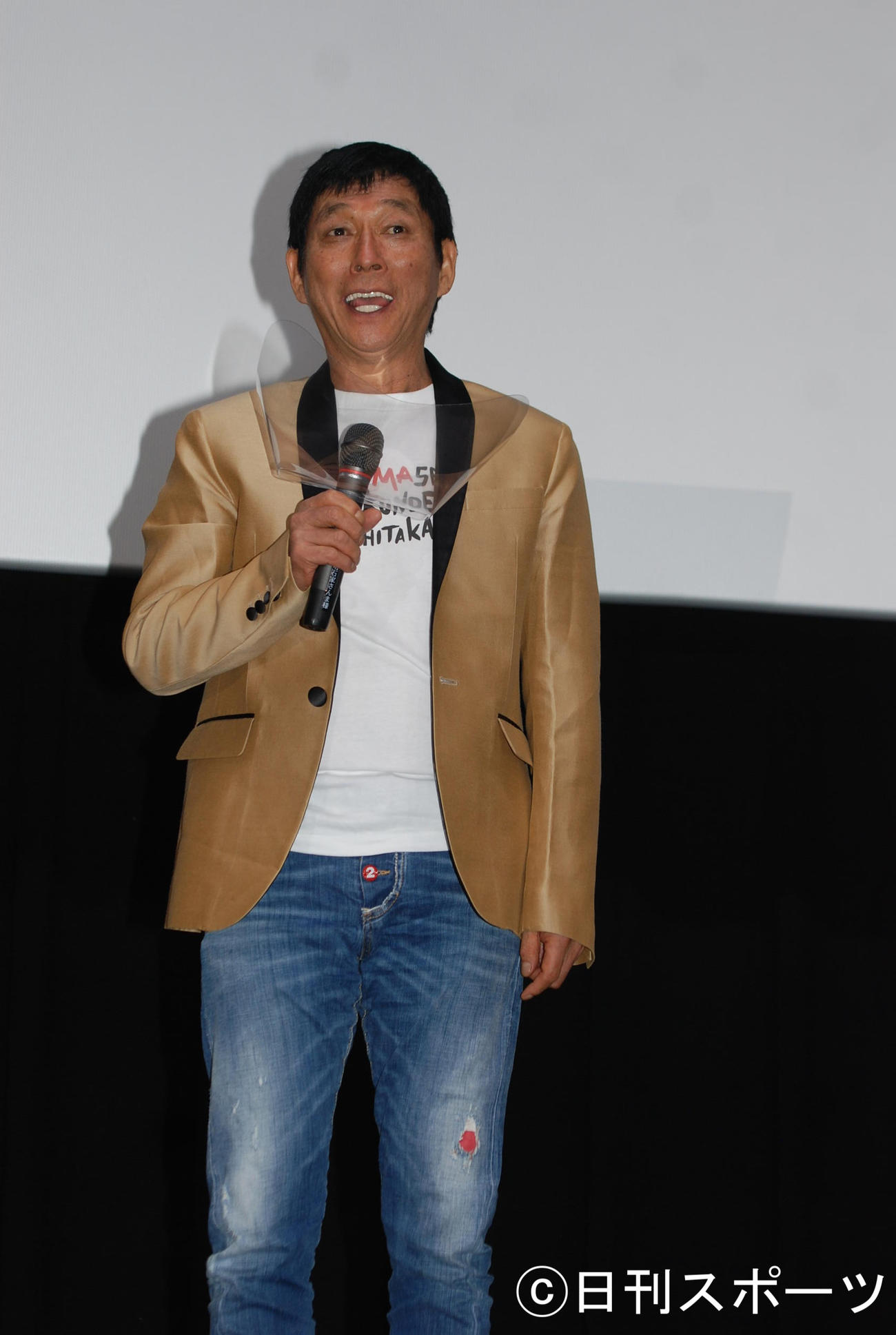 大阪で初の映画の舞台あいさつの登壇した明石家さんま（撮影・松浦隆司）
