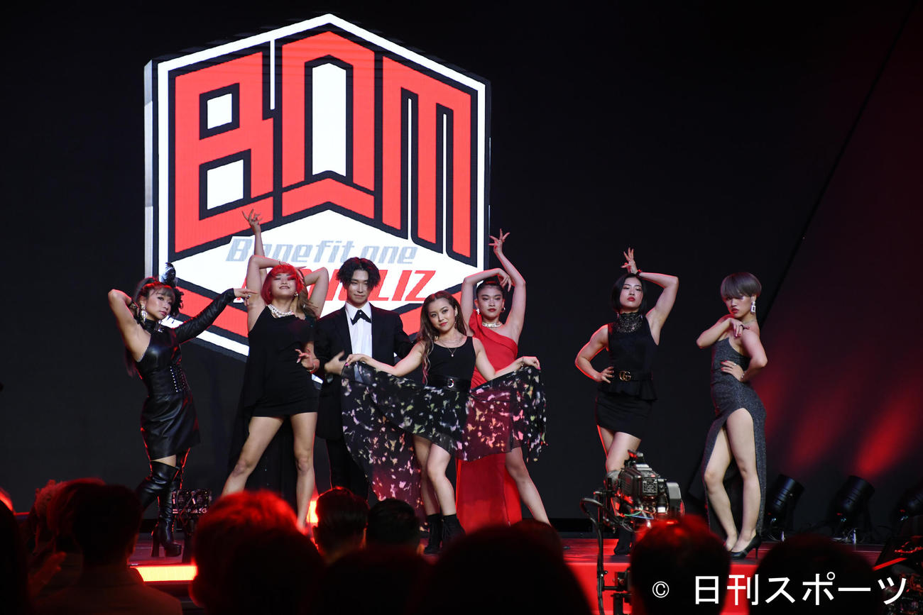 「D．LEAGUE 20－21 AWARD SHOW」に登場したBenefit one MONOLIZ（撮影・大友陽平）