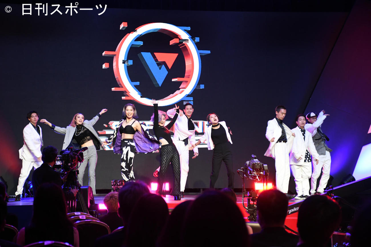 「D．LEAGUE 20－21 AWARD SHOW」に登場したSEPTENI RAPTURES（撮影・大友陽平）